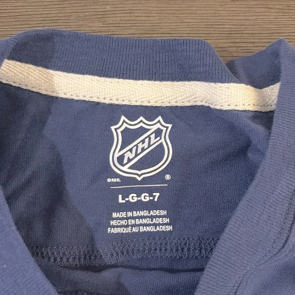 NWT [Legacy] Vancouver Canucks NHL Hockey Long Sleeve Shirt Blue Kids Large (7) - Picture 7 of 11
